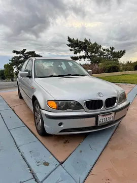 2002 BMW 3 Series 325xi Sedan 4D
