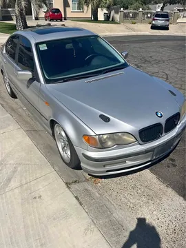 2002 BMW 3 Series 328i Sedan 4D