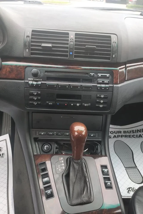 2002 BMW E46 330i & 330Ci - Image 5 of 6