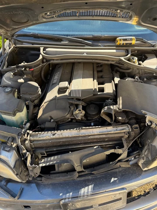 2002 BMW E46 330i & 330Ci - Image 8 of 12