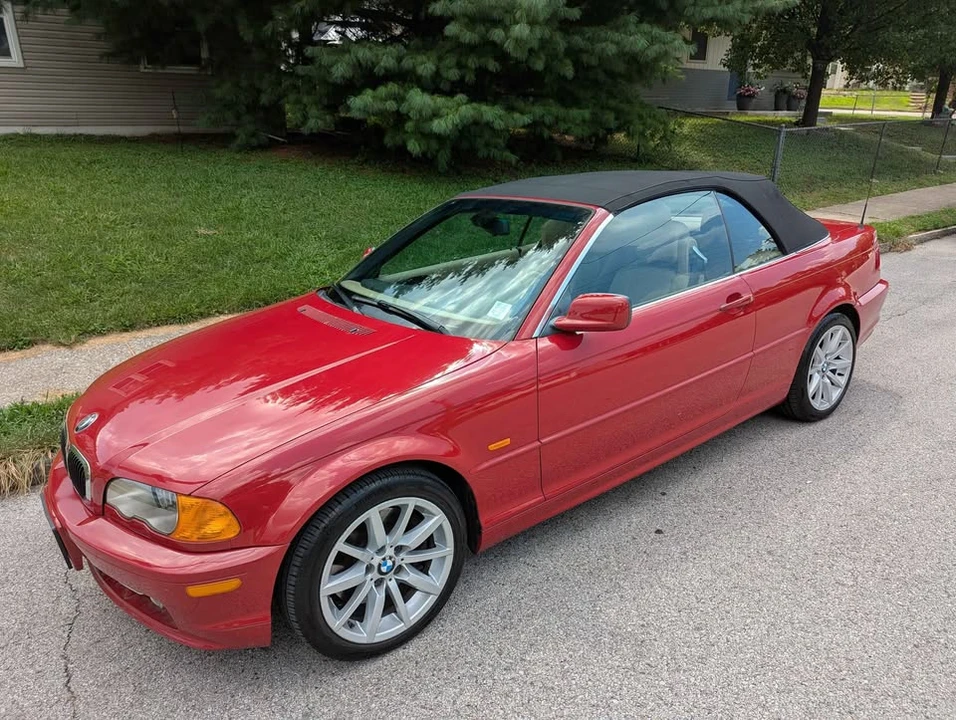 2002 BMW E46 330i & 330Ci - Image 9 of 10