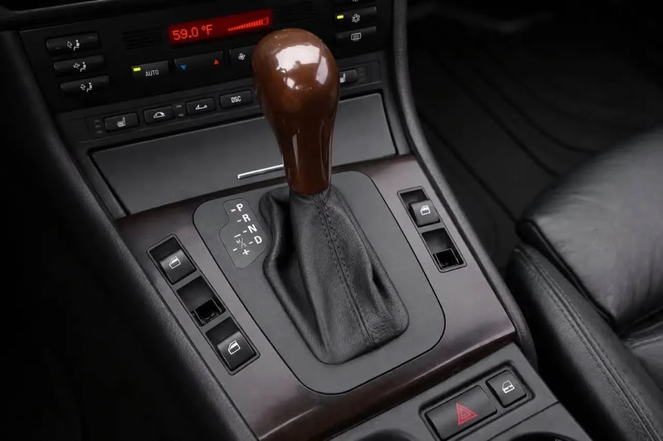 2002 BMW E46 330i & 330Ci - Image 16 of 17