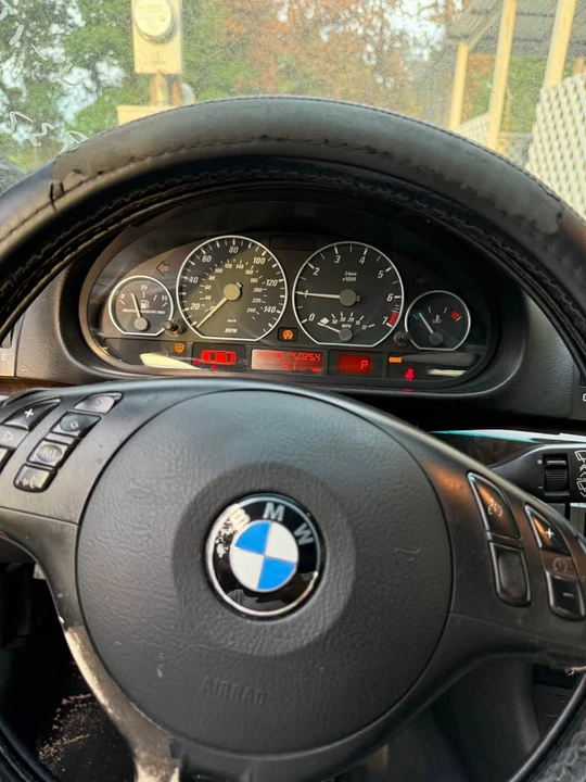 2002 BMW E46 330i & 330Ci - Image 7 of 10