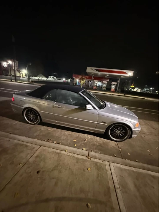 2002 BMW E46 330i & 330Ci - Image 2 of 6