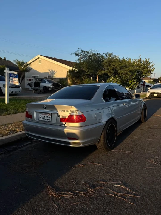 2002 BMW E46 330i & 330Ci - Image 2 of 7