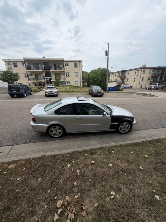 2002 BMW E46 330i & 330Ci - Image 2 of 4