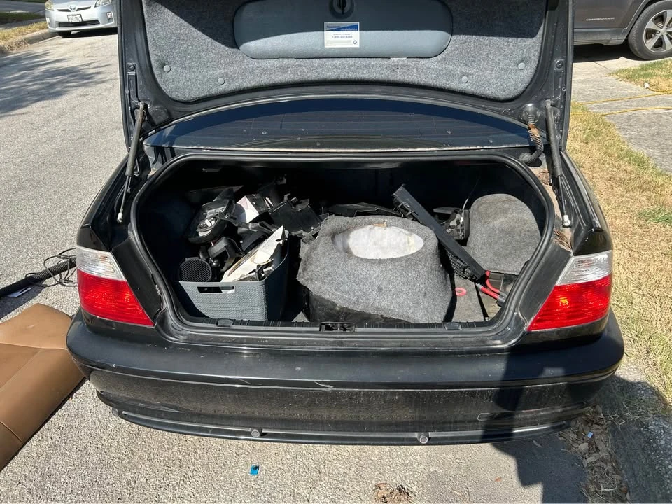 2002 BMW E46 330i & 330Ci - Image 9 of 14