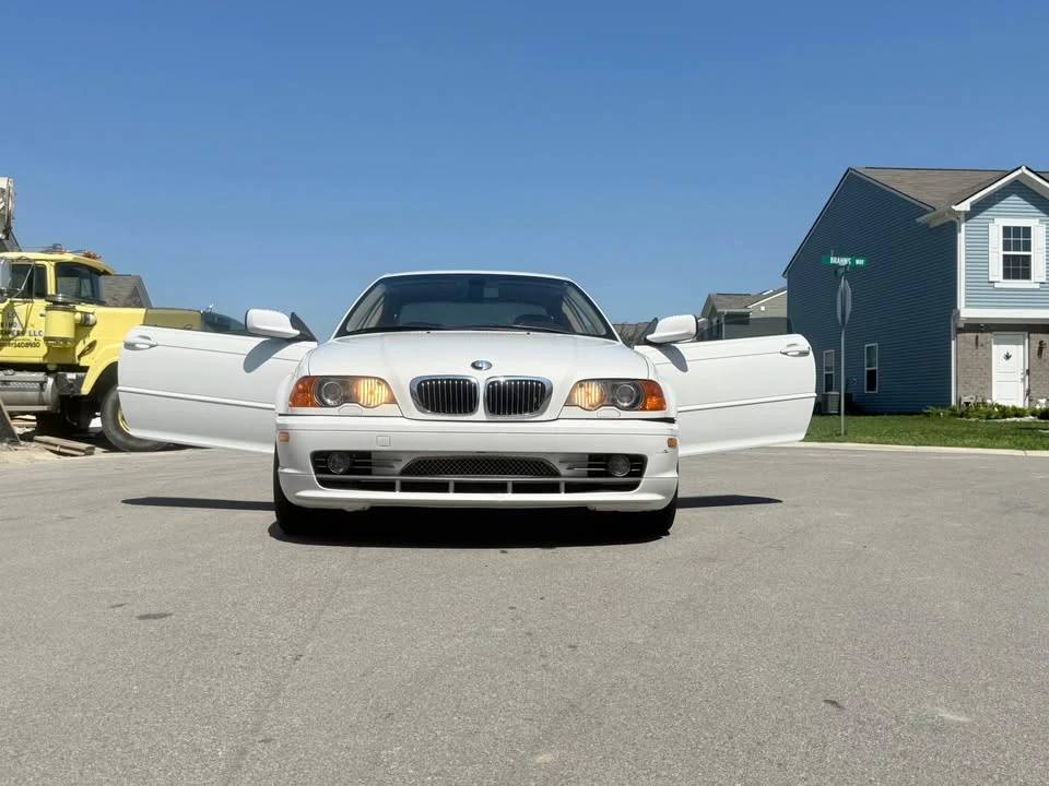 2002 BMW E46 330i & 330Ci - Image 2 of 8