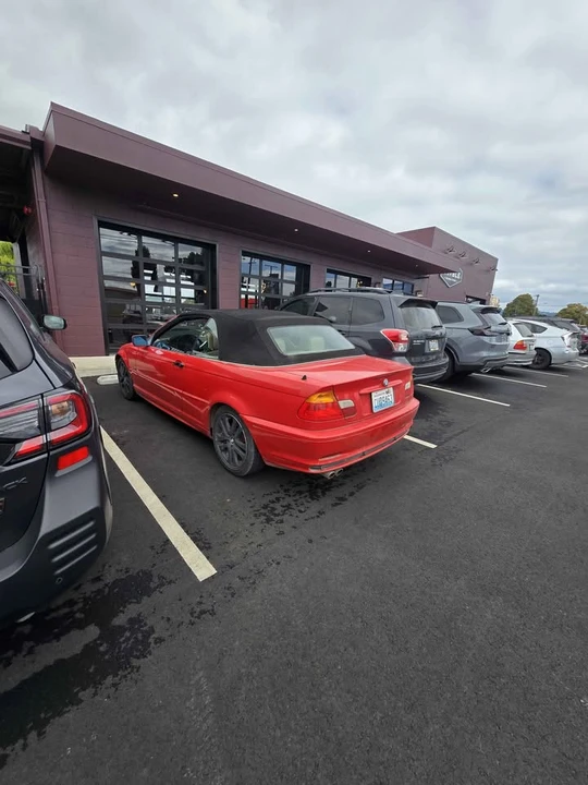 2002 BMW E46 330i & 330Ci - Image 2 of 5