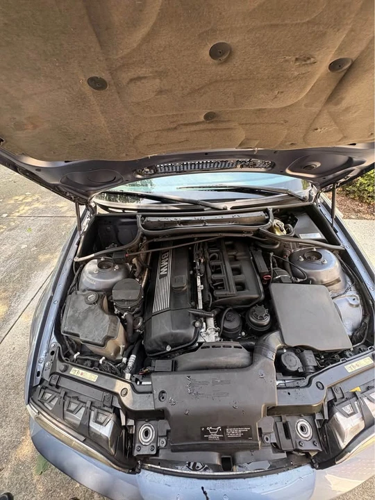 2002 BMW E46 330i & 330Ci - Image 13 of 15
