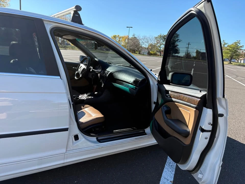 2002 BMW E46 330i & 330Ci - Image 8 of 12