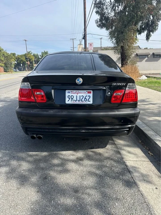 2002 BMW E46 330i & 330Ci - Image 3 of 10