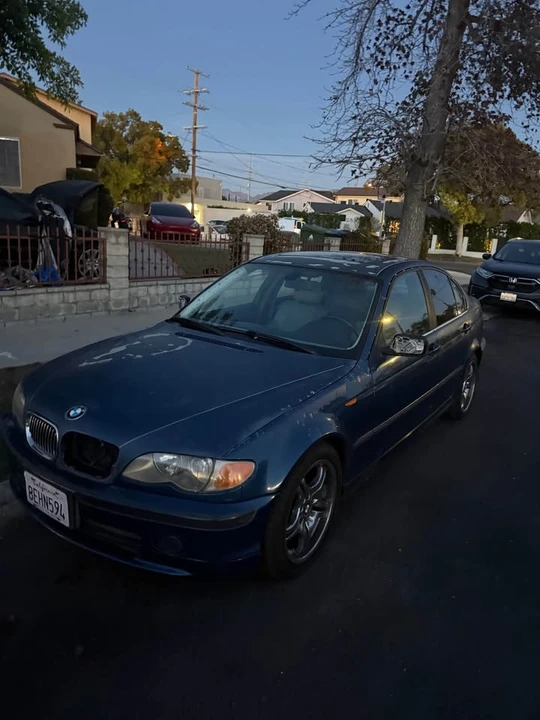 2002 BMW E46 330i & 330Ci - Image 2 of 6