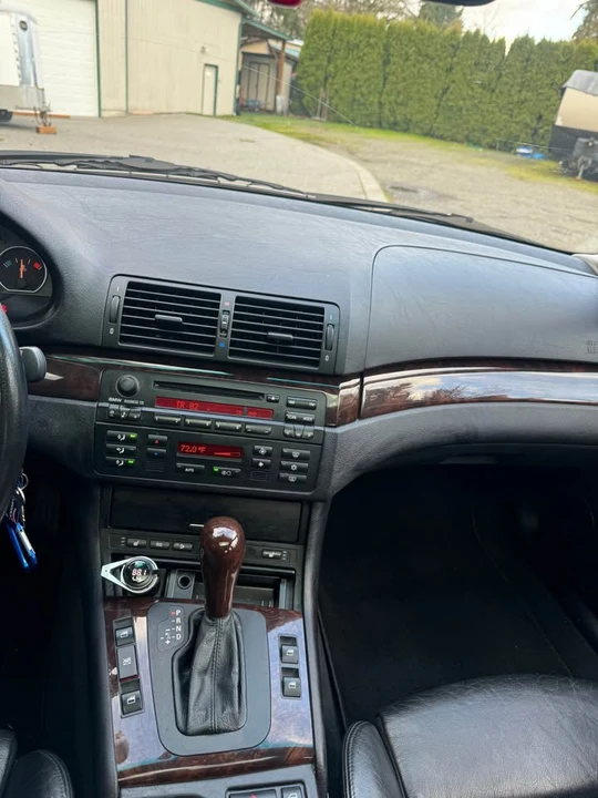 2002 BMW E46 330i & 330Ci - Image 13 of 16