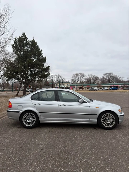2002 BMW E46 330i & 330Ci - Image 6 of 16