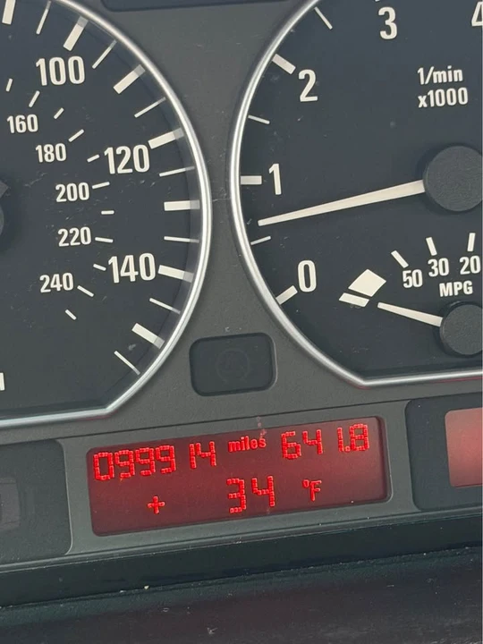 2002 BMW E46 330i & 330Ci - Image 12 of 16