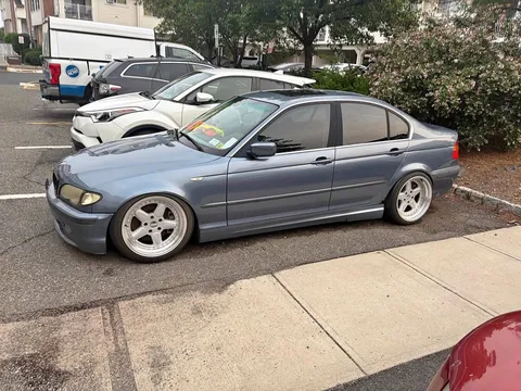 2002 BMW 3 Series 330i Sedan 4D