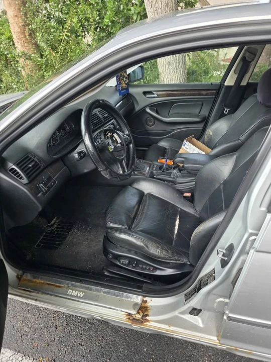 2002 BMW E46 330i & 330Ci - Image 4 of 4