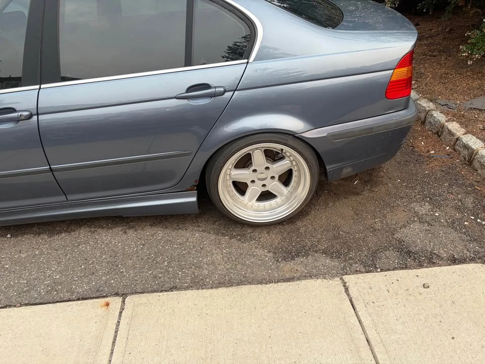 2002 BMW E46 330i & 330Ci - Image 2 of 2