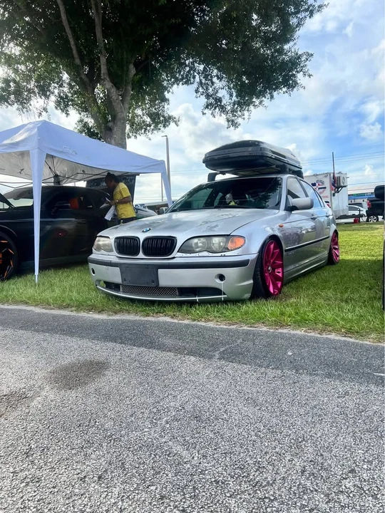 2002 BMW E46 330i & 330Ci - Image 4 of 4