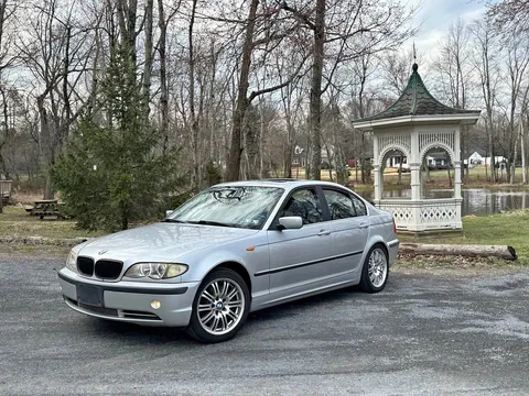 2002 BMW 3 Series 330i Sedan 4D