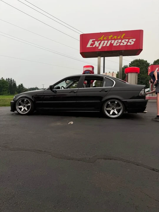 2002 BMW E46 330i & 330Ci - Image 4 of 8