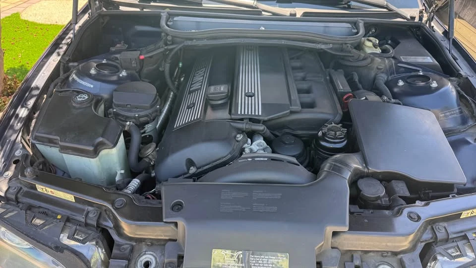2002 BMW E46 330i & 330Ci - Image 3 of 3