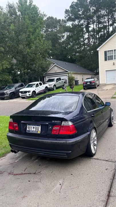 2002 BMW E46 330i & 330Ci - Image 2 of 10