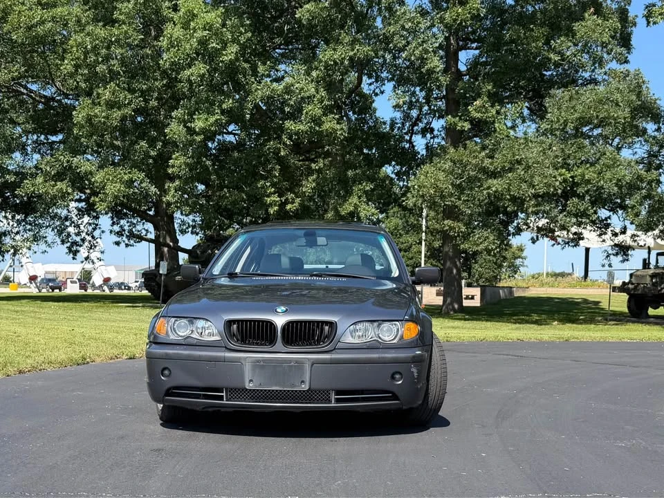 2002 BMW E46 330i & 330Ci - Image 7 of 13