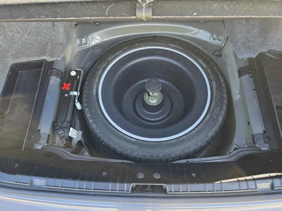 2002 BMW E46 330i & 330Ci - Image 16 of 20