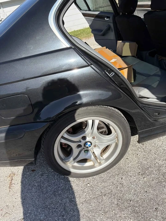 2002 BMW E46 330i & 330Ci - Image 9 of 16