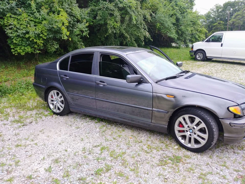 2002 BMW E46 330i & 330Ci - Image 4 of 5