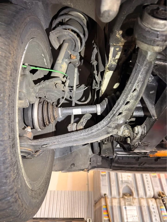 2002 BMW E46 330i & 330Ci - Image 13 of 20