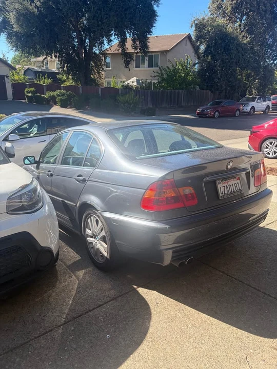 2002 BMW E46 330i & 330Ci - Image 3 of 8