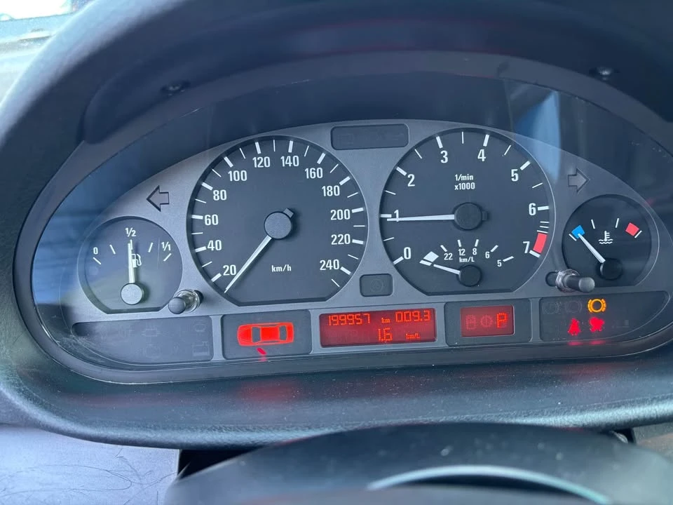 2002 BMW E46 3 Series - Image 10 of 12