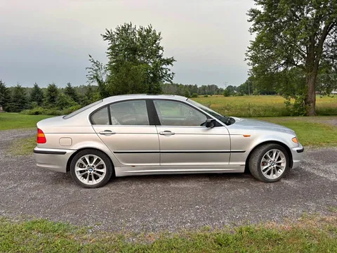 2002 BMW 330xi M-Sport