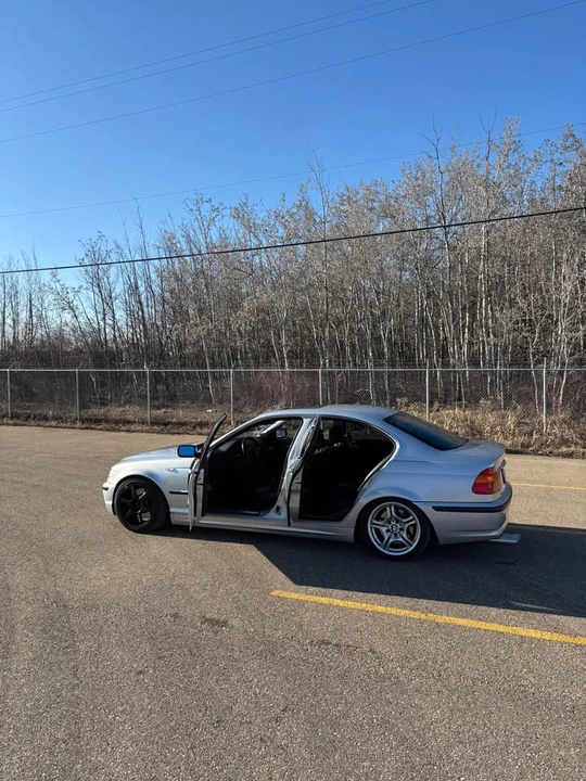 2002 BMW E46 330i & 330Ci - Image 18 of 19
