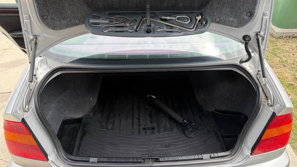 2002 BMW E46 3 Series - Image 10 of 20