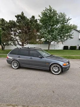 2002 BMW 323i Wagon