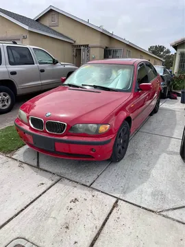 2002 BMW 325i Sedan