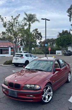 2002 BMW 325i Sedan