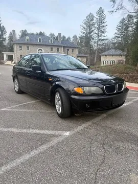 2002 BMW 325i Sedan