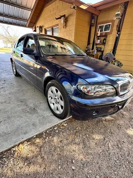 2002 BMW 325i Sedan