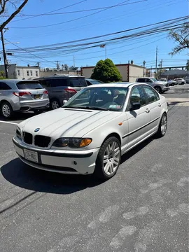 2002 BMW 325i Sedan