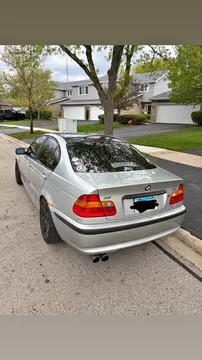 2002 BMW 3 Series 325i Sedan