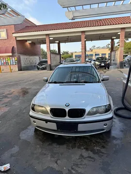 2002 BMW 325i Sedan