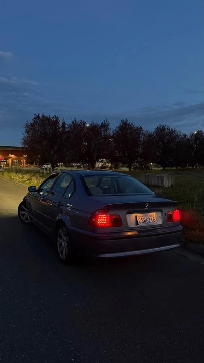 2002 BMW E46 3 Series - Image 4 of 5