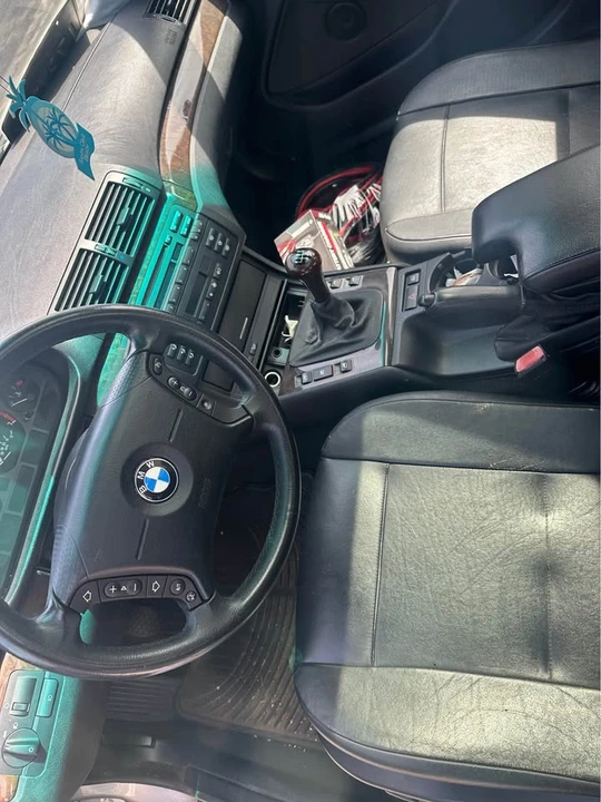 2002 BMW E46 3 Series - Image 3 of 5