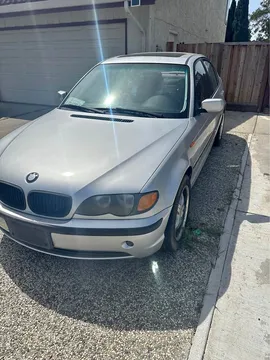 2002 BMW 325xi Sedan