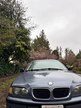 2002 BMW 325xi Sedan